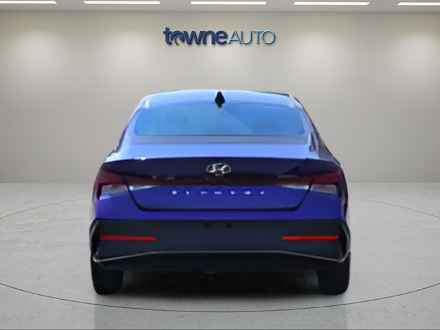 2026 Hyundai Elantra SE - Photo 6
