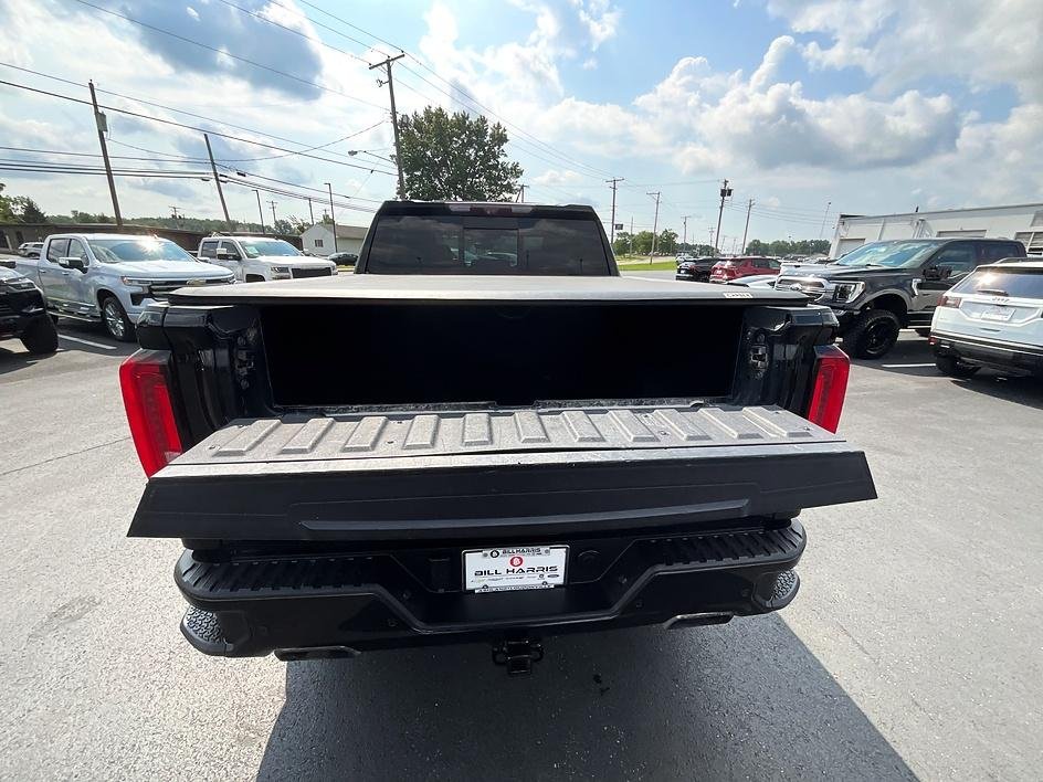 Used 2020 Black GMC AT4 image 8