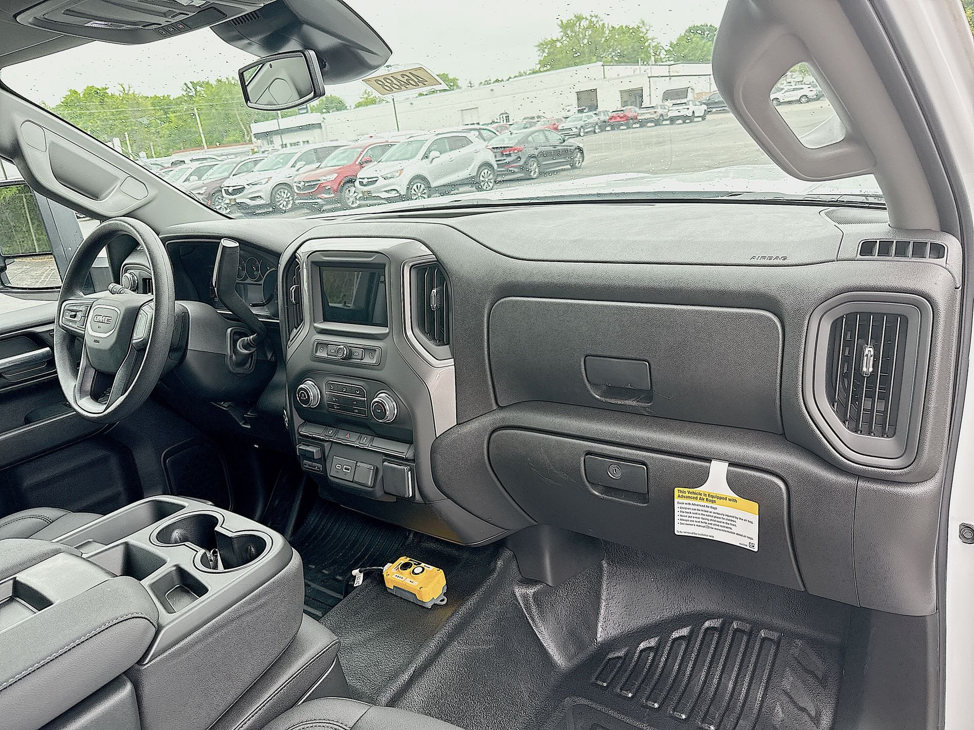 2025 GMC Sierra 3500HD Pro - Photo 24