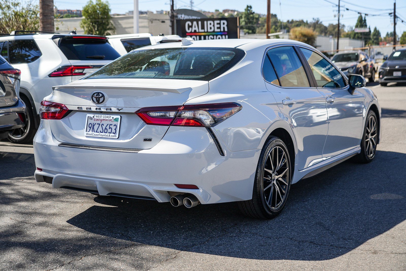Certified Used 2024 Ice Edge Toyota SE image 8