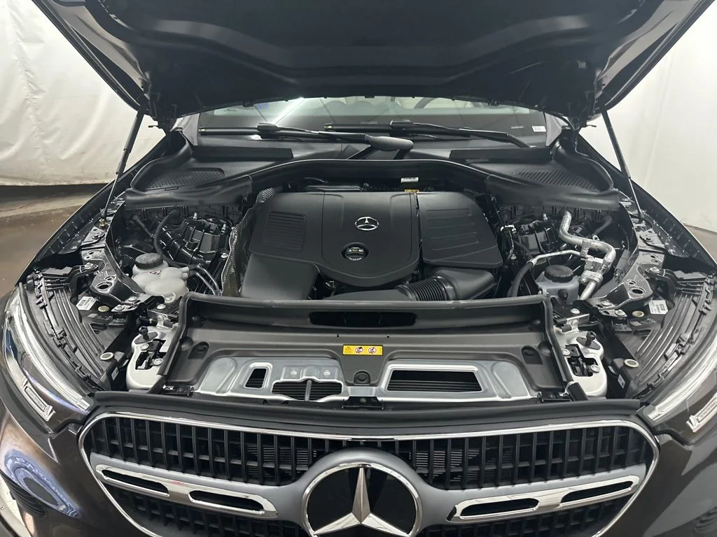 Certified Used 2026 Gray Mercedes-Benz GLC 300 image 31