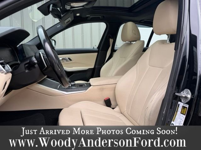 Used 2021 Black Sapphire Metallic BMW 330i image 9