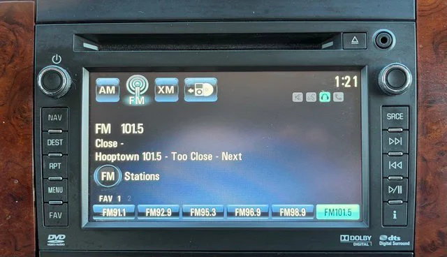 Used 2014 Summit White Chevrolet LTZ image 27
