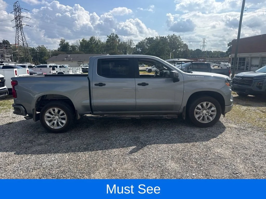 Used 2023 STERLING GRAY METALLIC Chevrolet Custom image 2