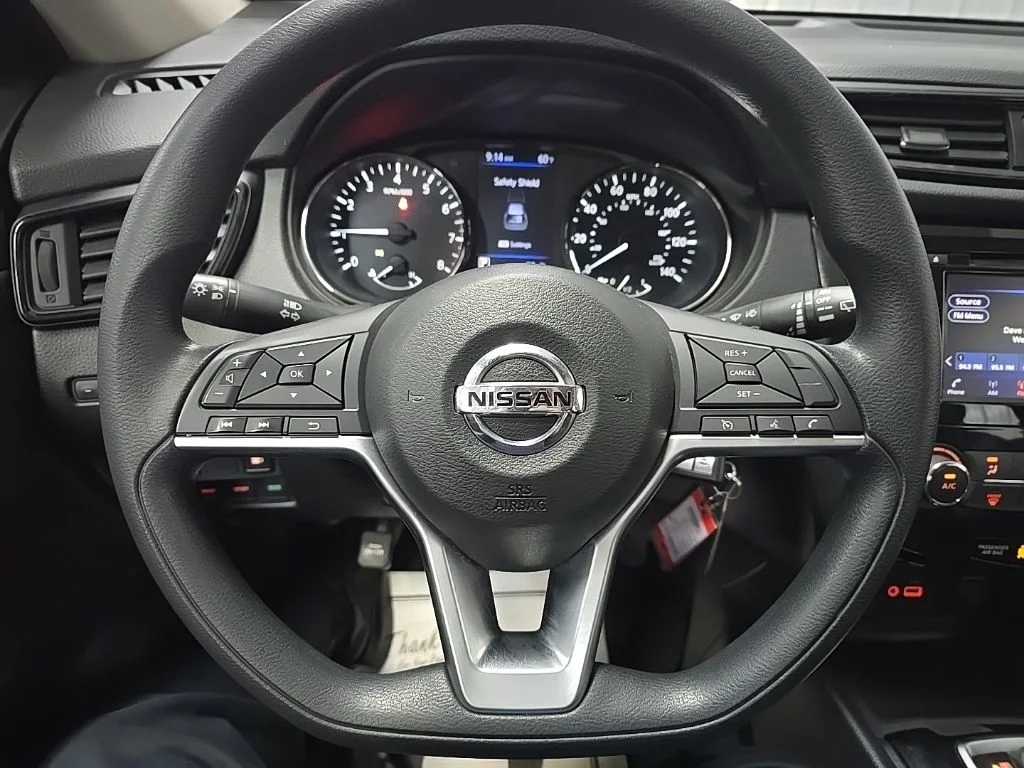 Used 2018 Gray Nissan S image 18