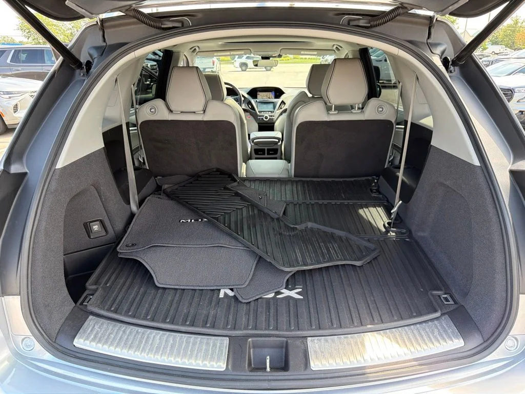 Used 2019 Silver Acura 3.5L Advance Package image 22