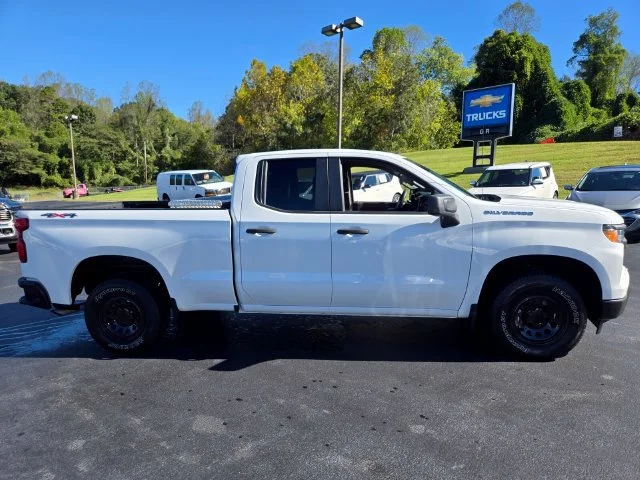 Used 2023 SUMMIT WHITE Chevrolet Work Truck image 9