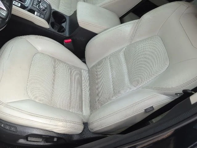 Used 2018 Blue Mazda Grand Touring image 20