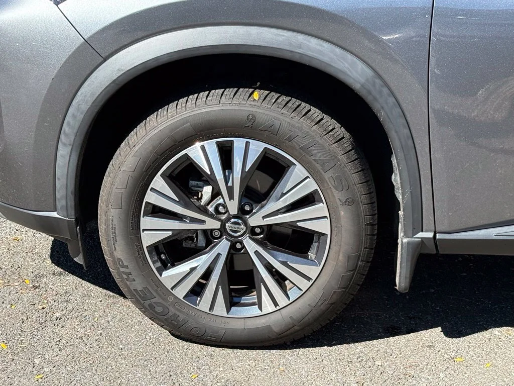 Used 2021 Gun Metallic Nissan SV image 10