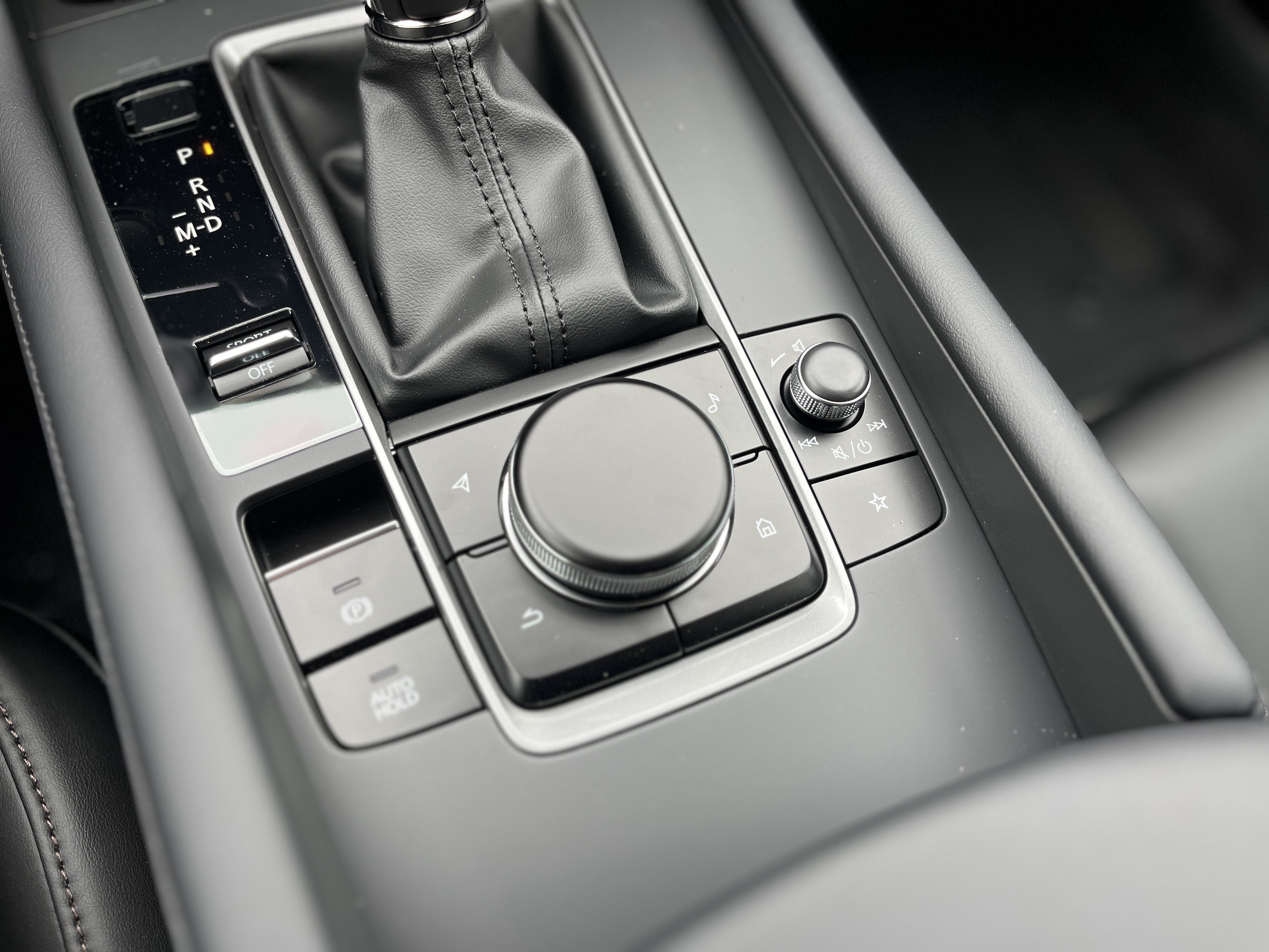 New 2026 Jet Black Mica Mazda 2.5 S Preferred image 19