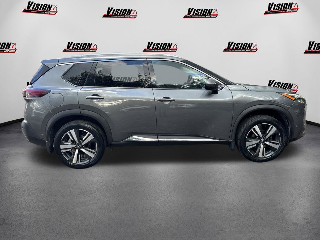 Used 2023 Gray Nissan SL image 4