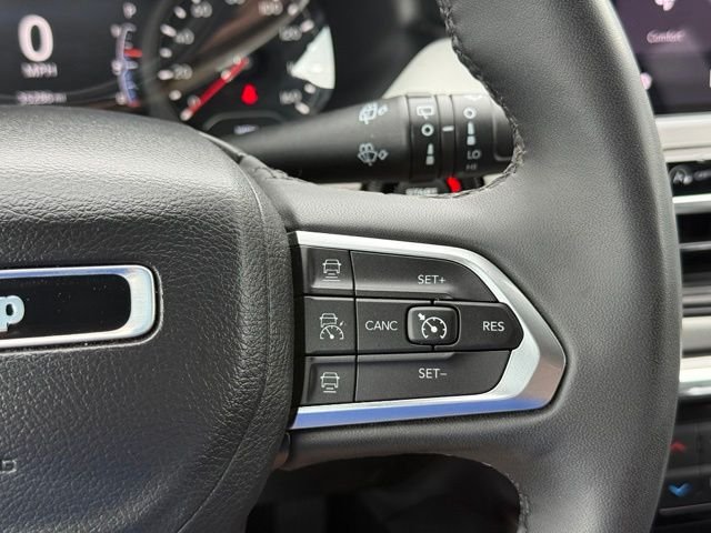 Used 2023 Gray Jeep Limited image 31