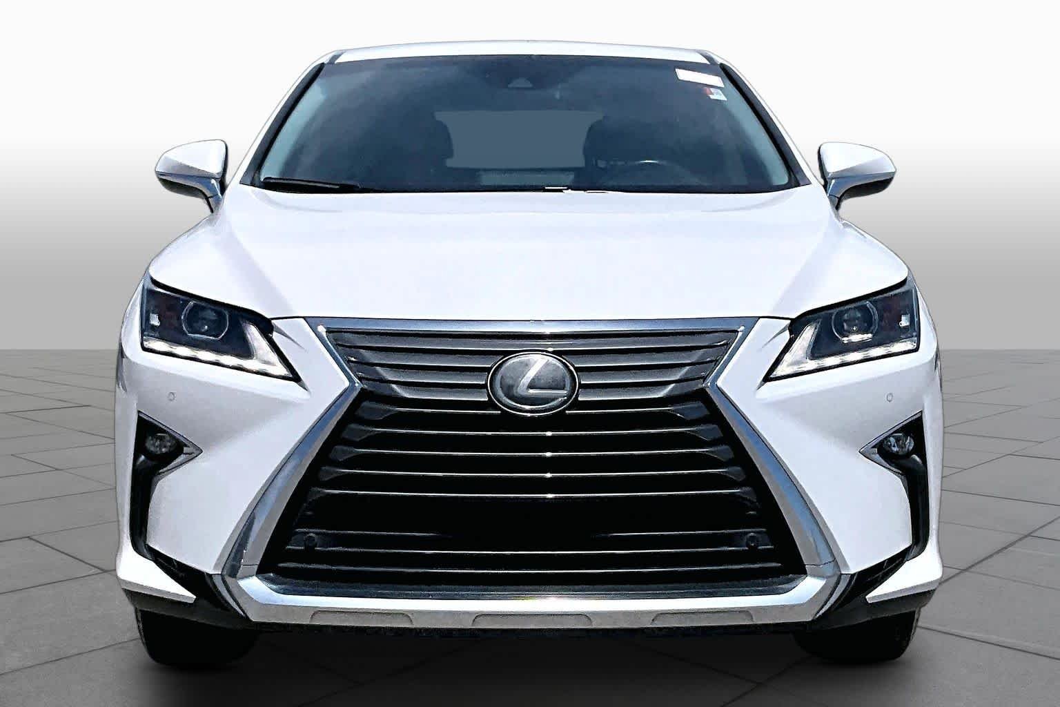 Used 2019 Eminent White Pearl Lexus  image 3