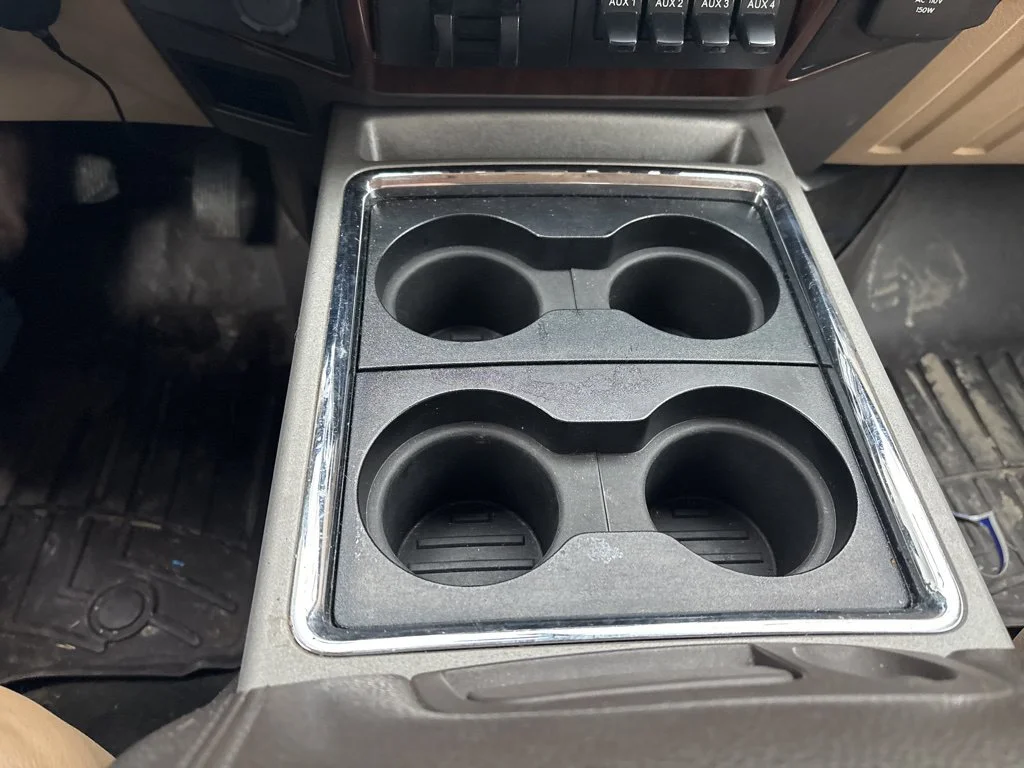 Used 2016  Ford Lariat image 17