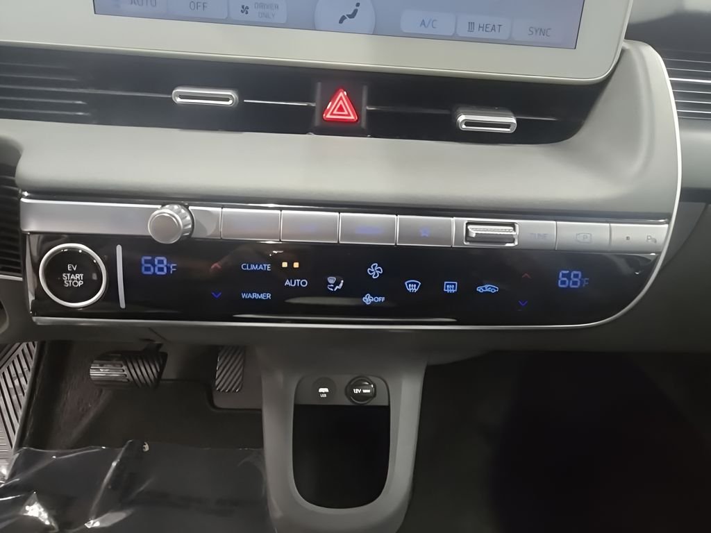 Certified Used 2024 Gold Hyundai SEL image 27