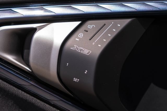 New 2026 Dark Graphite Metallic BMW 30 xDrive image 21