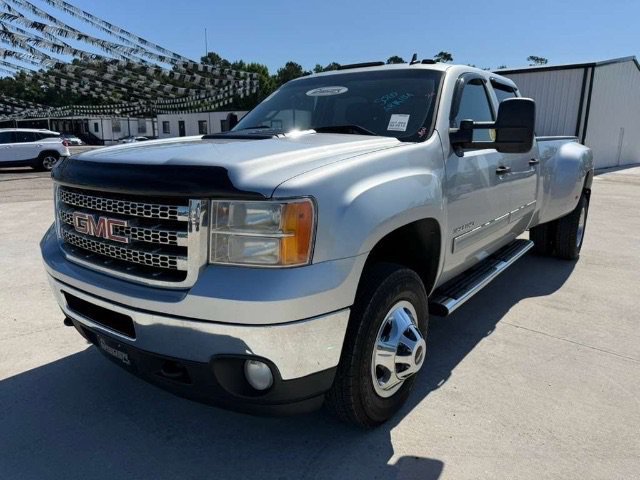 Used 2012 Quicksilver Metallic GMC SLE image 1