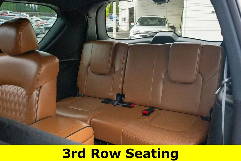 Used 2022 Champagne INFINITI 4WD Sensory image 19
