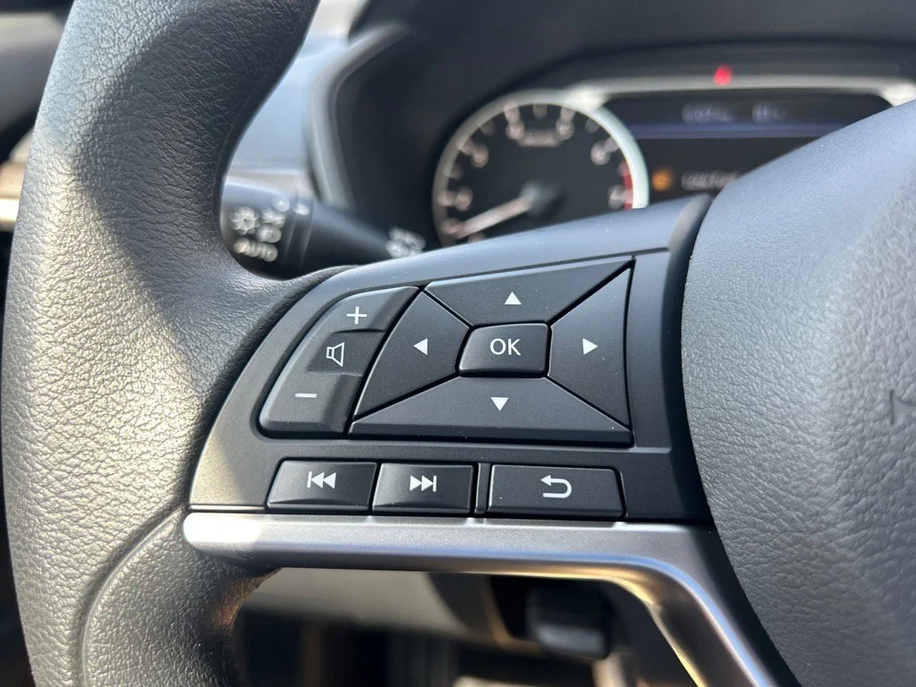 2025 Nissan Altima SV - Photo 10