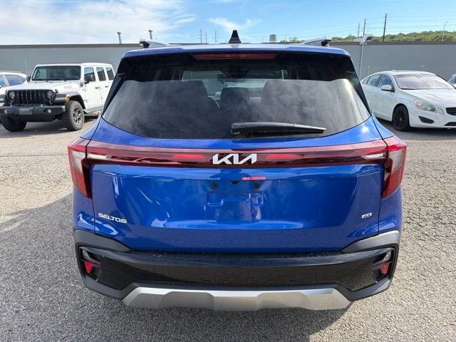New 2026 Blue Kia S image 4
