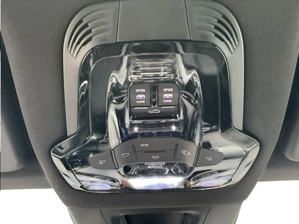New 2026 Blue Alfa Romeo Base image 49