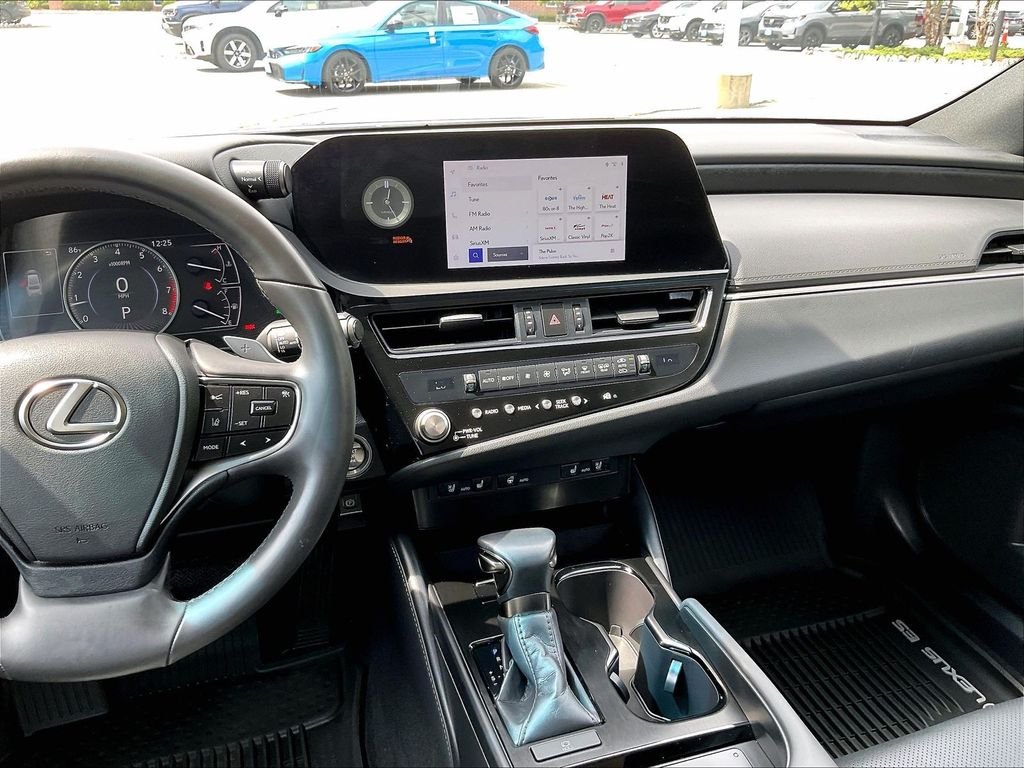 Used 2024 Black Lexus 350 image 17