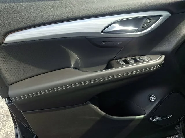 New 2026 Ebony Twilight Metallic Buick Avenir image 11