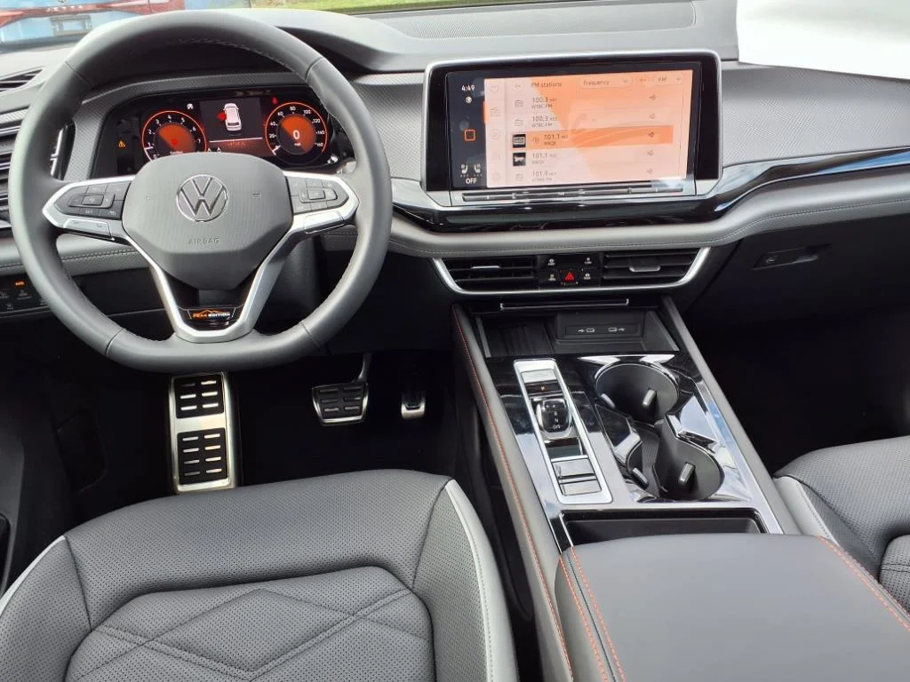 2025 Volkswagen Atlas Atlas Peak Edition - Photo 9