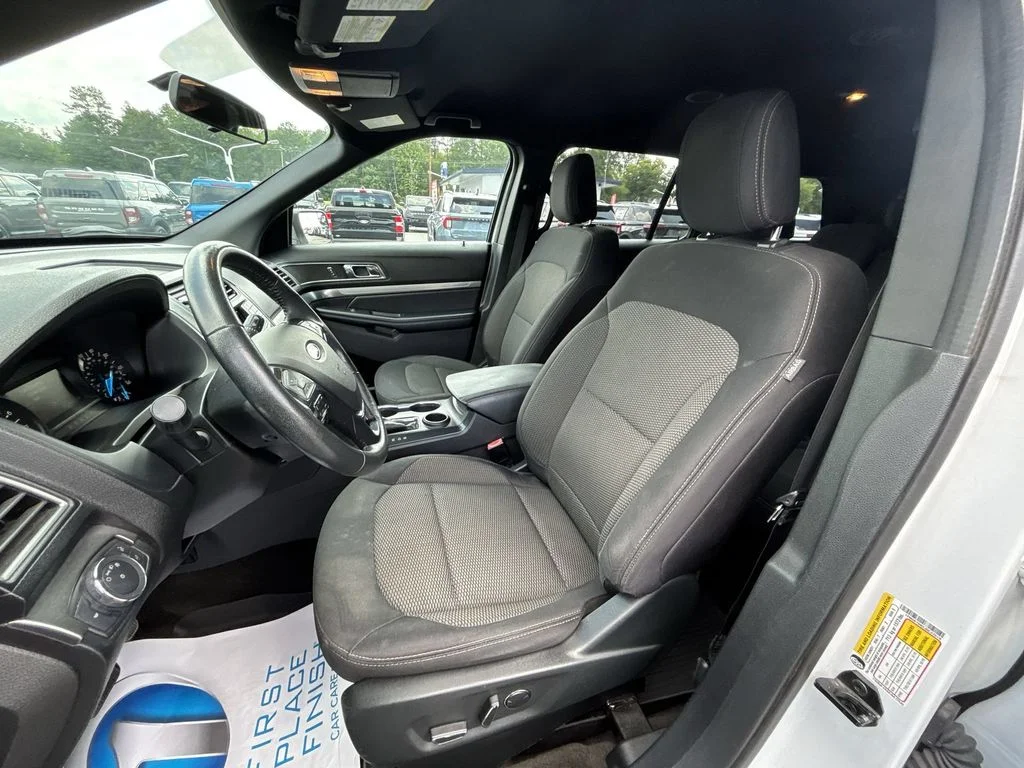 Used 2018 White Ford XLT image 13