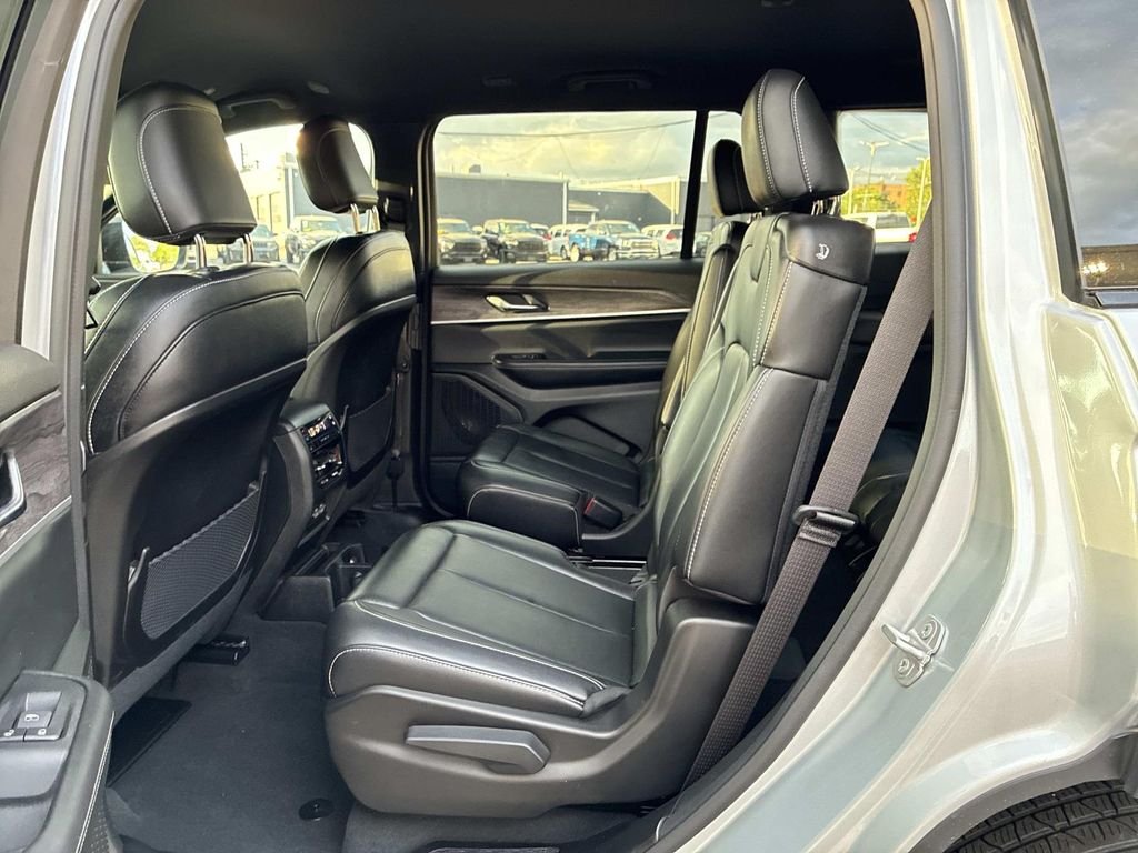 Used 2024 Silver Jeep Limited image 16