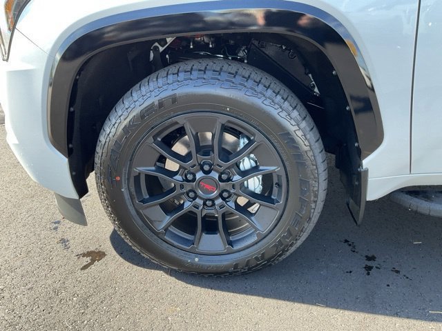 New 2026 Wind Chill Pearl <sup>1</sup> Toyota  1794 Edition image 9