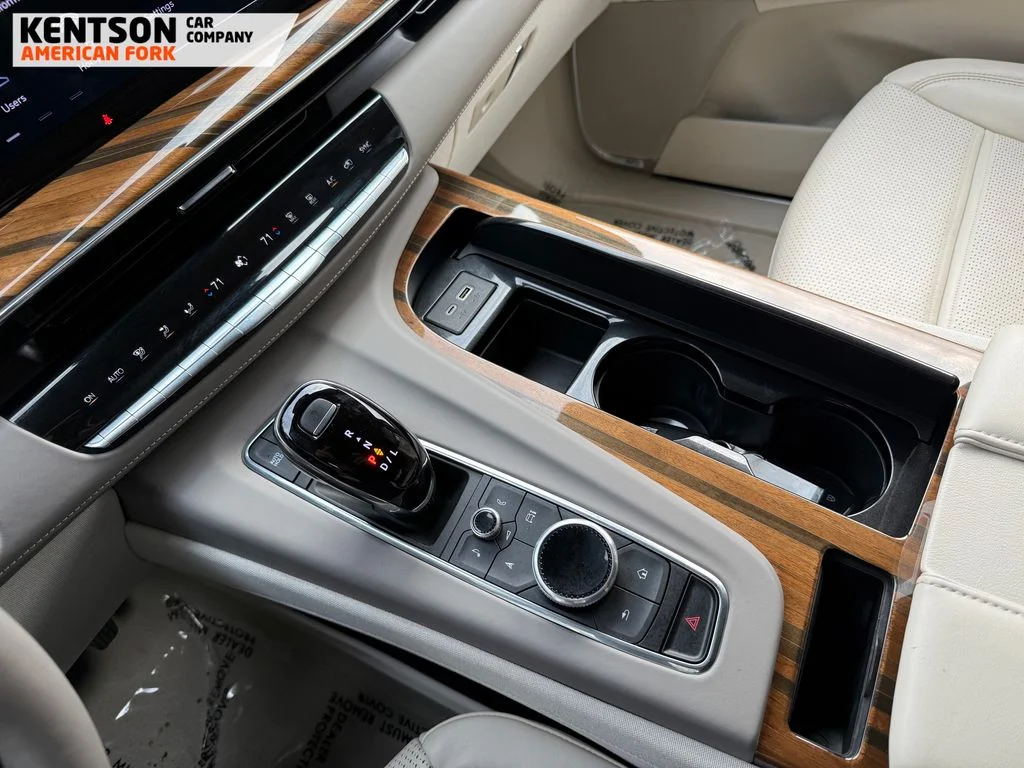 2024 Cadillac Escalade Sport Platinum - Photo 29