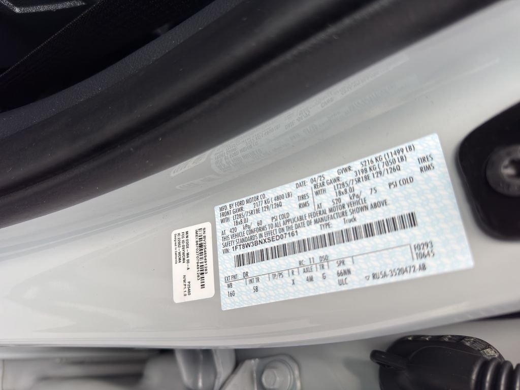 Used 2025 Avalanche Ford LARIAT image 24