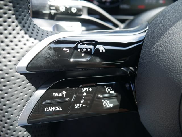 New 2026 Black Mercedes-Benz GLC 300 image 32