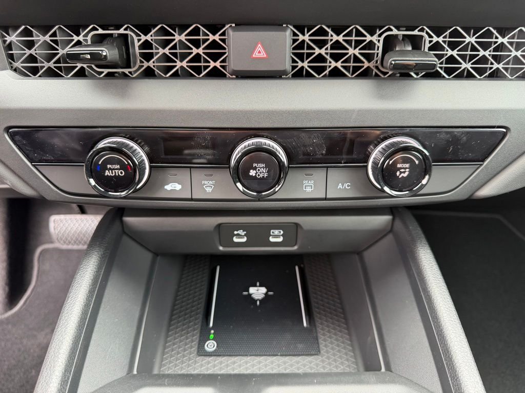 New 2026 Platinum White Pearl Honda LX image 23