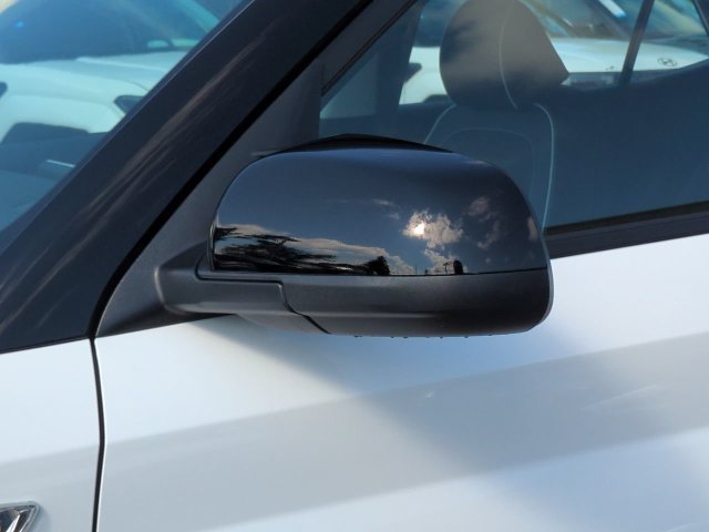 New 2026 White Hyundai SEL w/Two-Tone Roof image 28