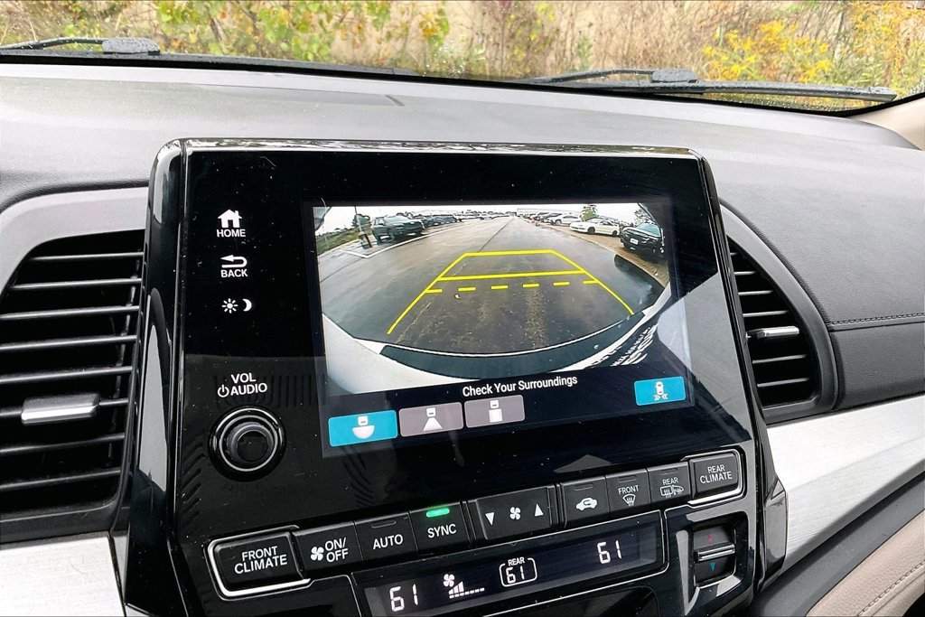 Used 2019  Honda EX image 21