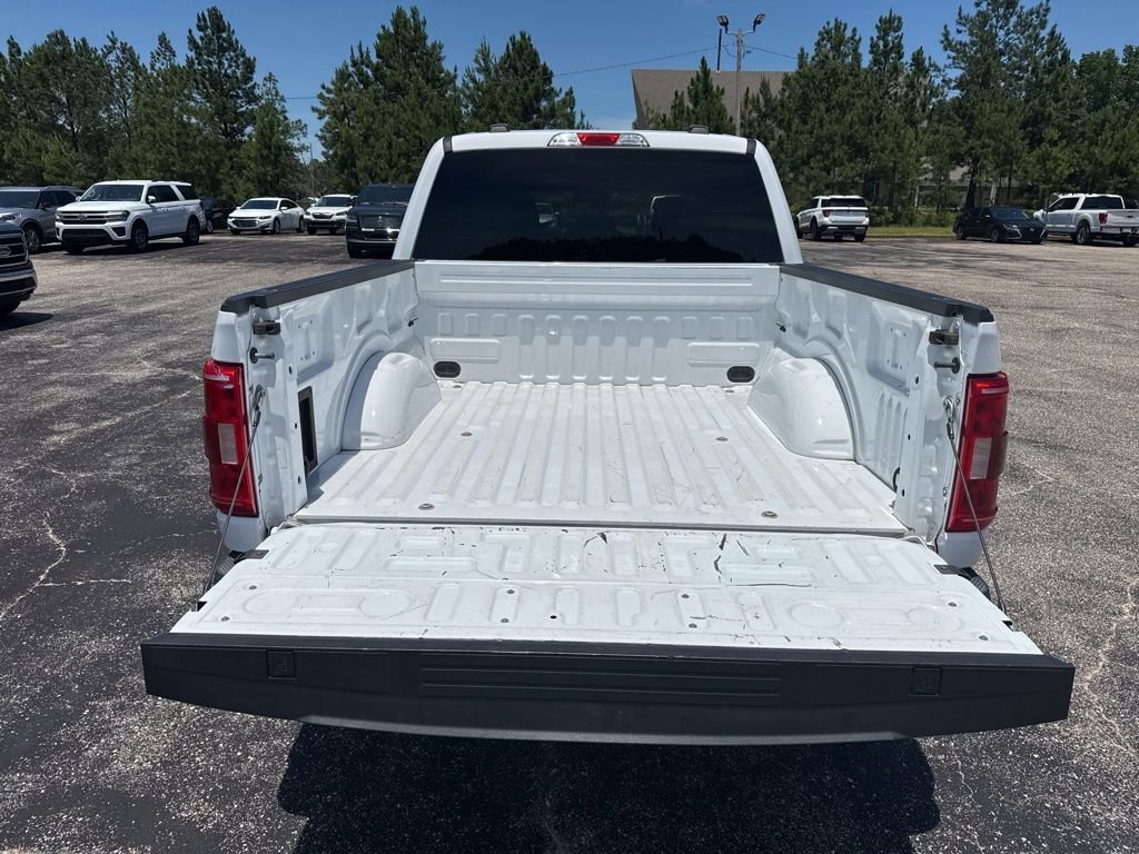 Used 2022 White Ford XLT image 15