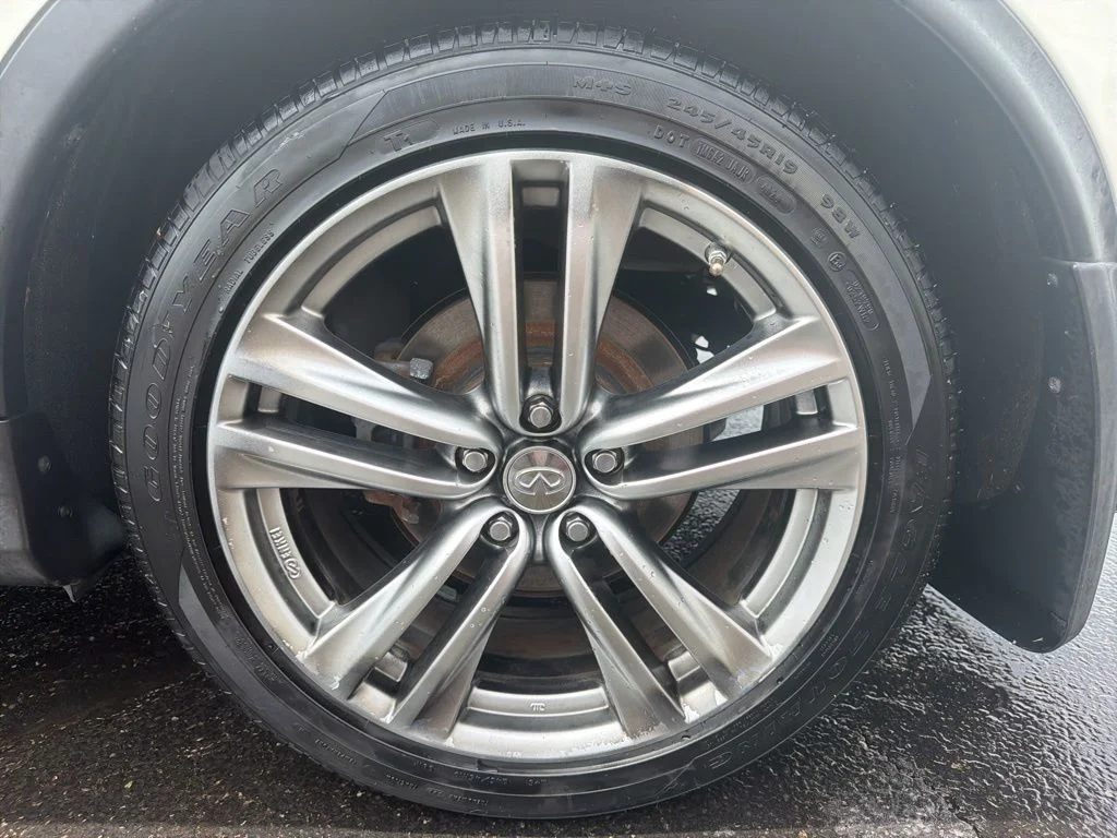 Used 2014 White INFINITI Journey image 50
