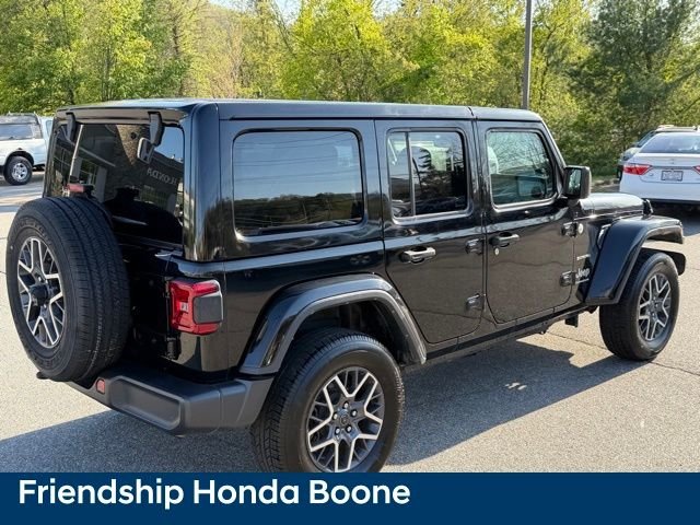 Used 2024 Black Jeep Sahara image 5