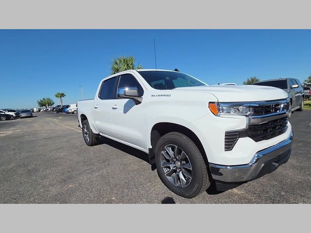 New 2026 Summit White Chevrolet LT image 25