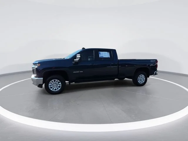 Used 2023 Blue Chevrolet LT image 6