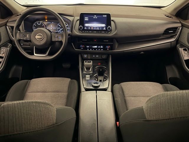 Used 2023 Pearl White Tricoat Nissan SV image 26