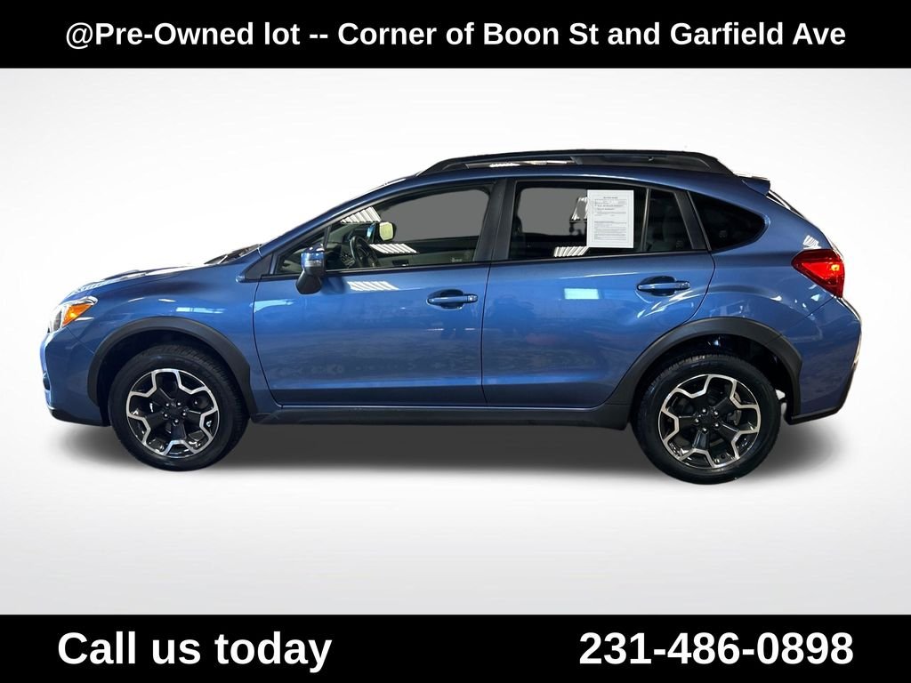 Used 2015 Blue Subaru 2.0i Limited image 2