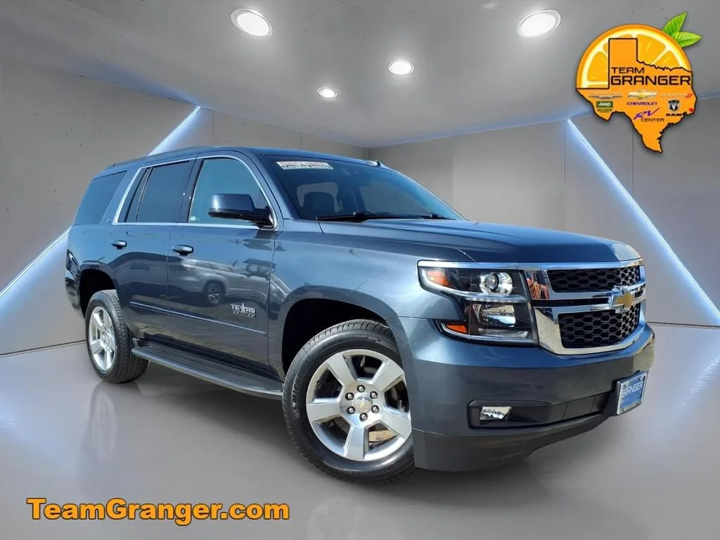 Used 2020 SHADOW GRAY METALLIC Chevrolet LT image 1