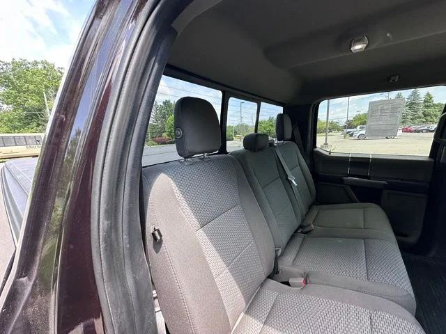 Used 2019 Red Ford XLT image 9