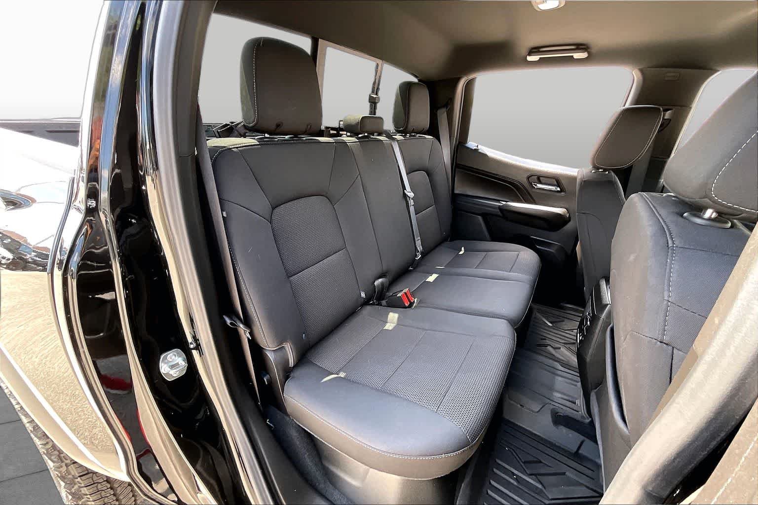 Used 2025 Onyx Black GMC 2WD Elevation image 20