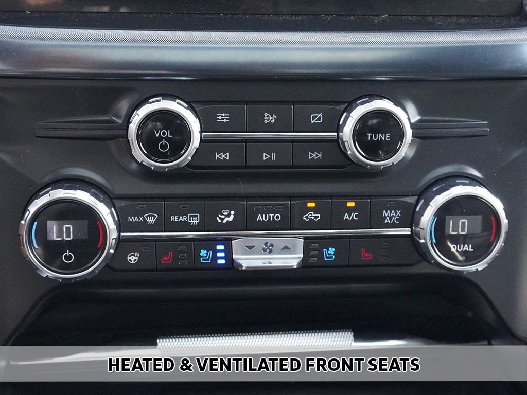 Used 2021 Black Ford Limited image 8