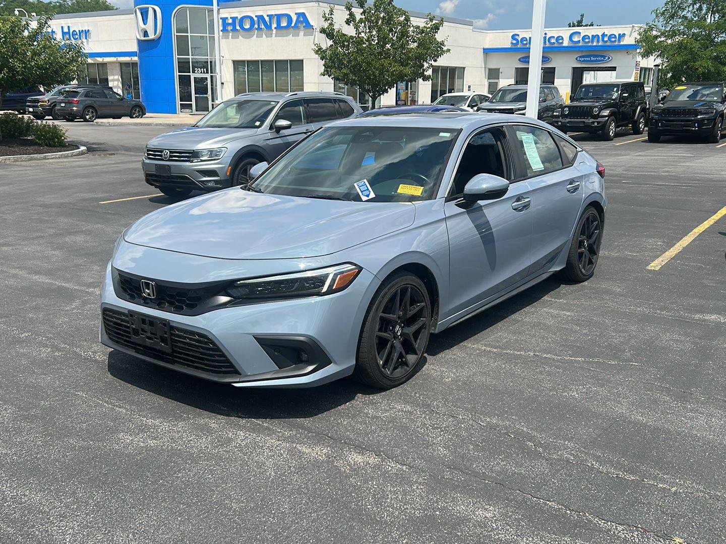 Used 2023 Sonic Gray Pearl Honda Sport Touring image 6
