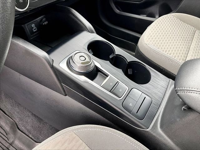 Used 2022 Oxford White Ford SE image 20